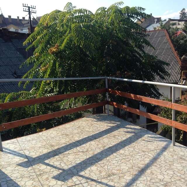 Хостелы Krone Hostel Ужгород-47