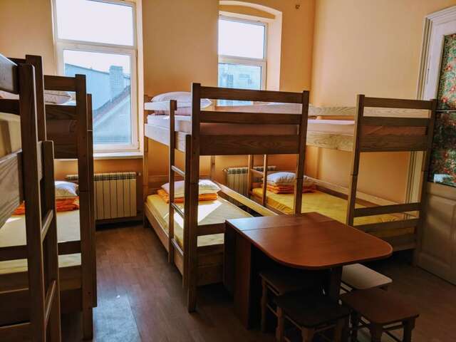 Хостелы Krone Hostel Ужгород-11